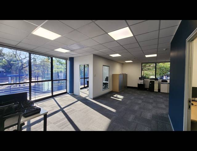 412M² OFFICE TO LET IN HOUGHTON ESTATE
